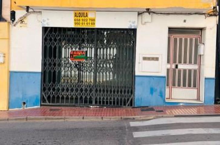 Local comercial en alquiler en Huércal-Overa, Huercal-Overa photo 0