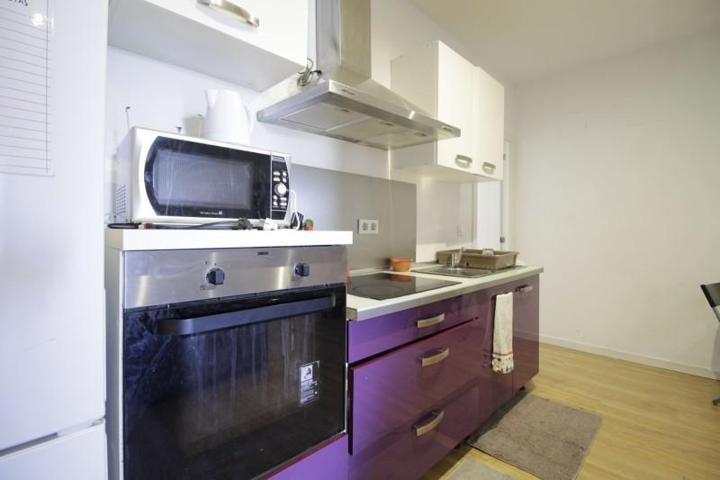 Piso en alquiler en Madrid, Centro - Sol photo 0