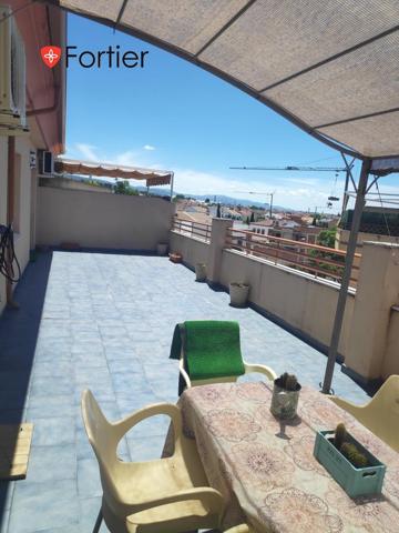 Aticos en alquiler en Martos, Zona dia photo 0