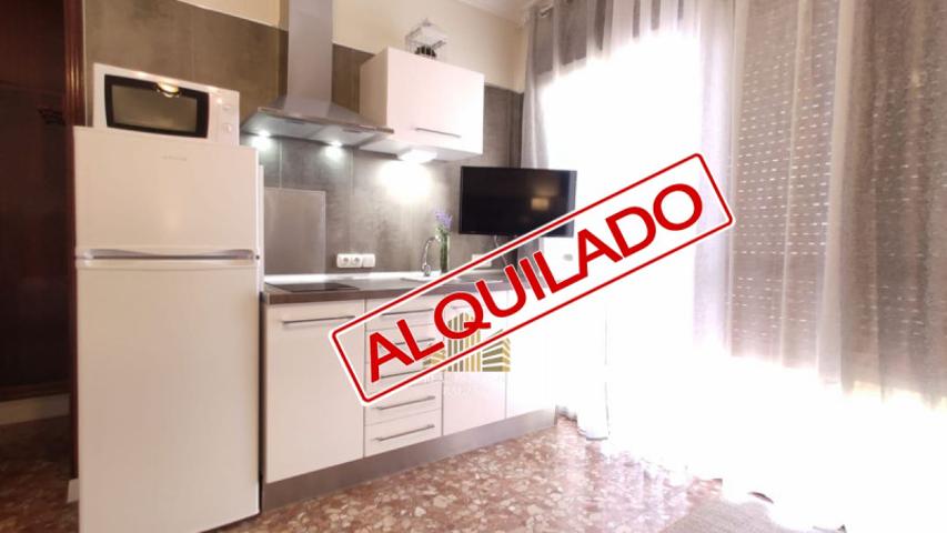 Apartamento en alquiler en Alcalá de Guadaira, Zona Centro photo 0