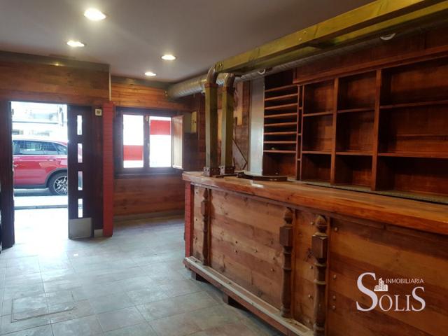 Local comercial en alquiler en Oviedo, Centro - Auditorio photo 0