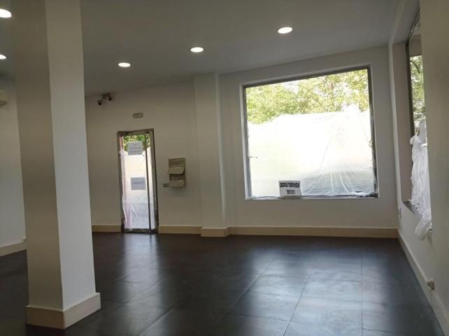 Local comercial en alquiler en Valladolid, Vadillos photo 0