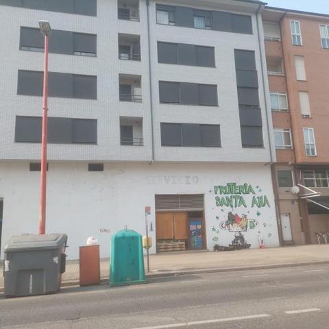 Local comercial en alquiler en Ponferrada, Flores de Sil photo 0