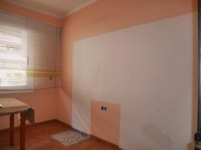 Local comercial en alquiler en Elda, Gran avenida photo 0