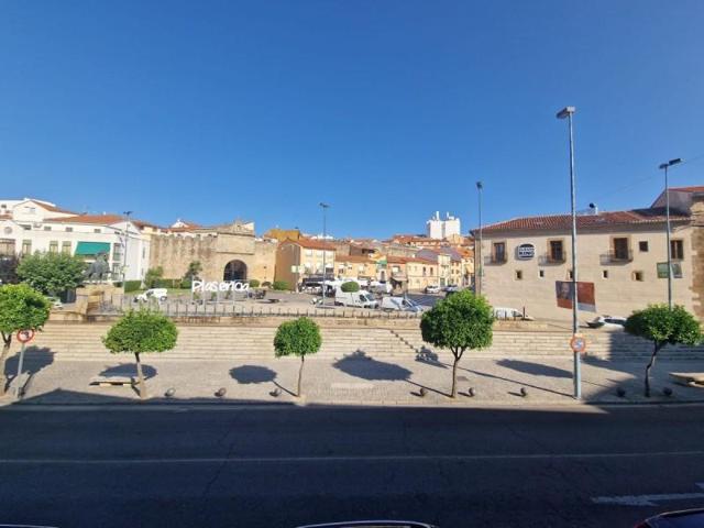 Local comercial en alquiler en Plasencia, Avenida - Jose Antonio photo 0
