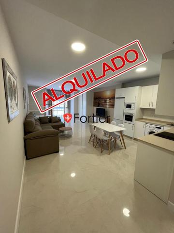 Apartamento en alquiler en Martos, Parque photo 0