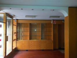 Local comercial en alquiler en Zaragoza, Ruisenores photo 0
