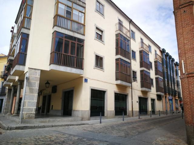 Local comercial en alquiler en Ávila, Centro photo 0