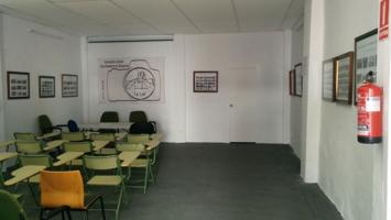 Nave industrial en alquiler en Huelva, Fuentepina photo 0