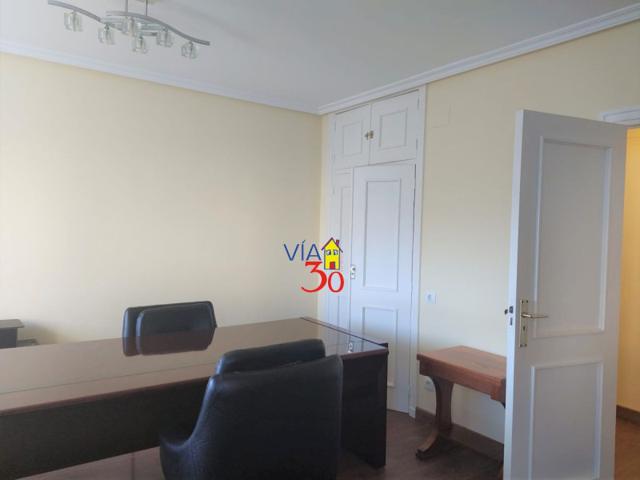 Oficina en alquiler en Salamanca, Avda. Portugal photo 0