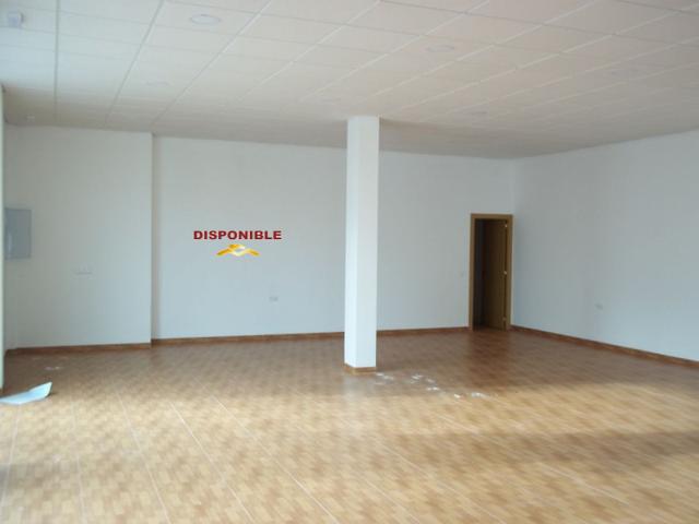 Local comercial en alquiler en Alcalá de Guadaira, Zona Santa Lucia photo 0