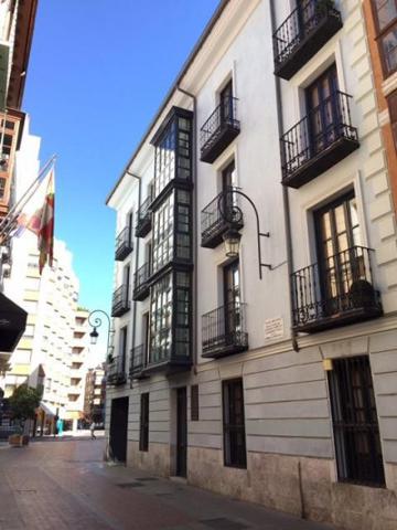 Apartamento en alquiler en Valladolid, Centro photo 0