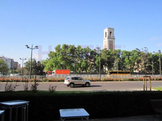 Local comercial en alquiler en Valencia photo 0