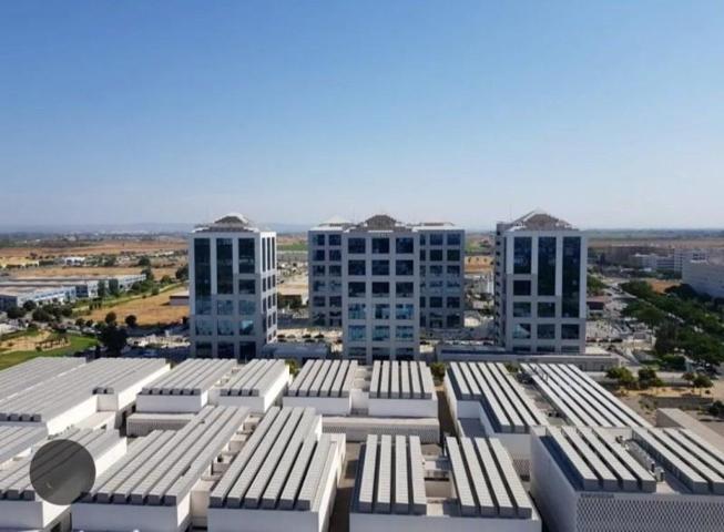 Oficina en alquiler en Sevilla, Miraflores - Leon XII photo 0