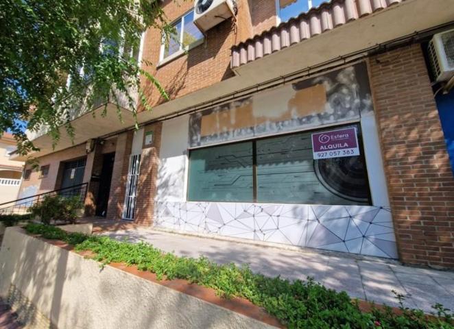 Local comercial en alquiler en Plasencia, Avenida - Extremadura photo 0