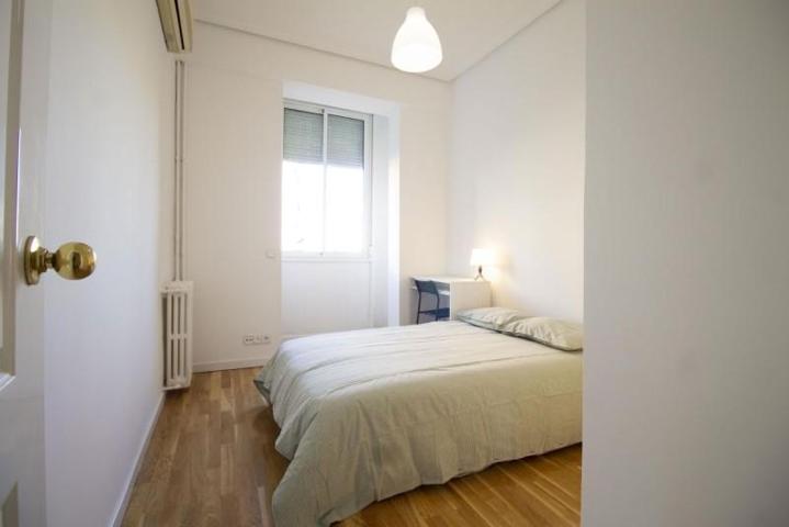 Piso en alquiler en Madrid, Usera - Moscardo photo 0