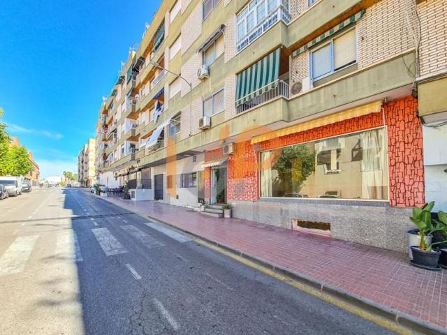 Local comercial en alquiler en Huércal-Overa, Montecastillo photo 0