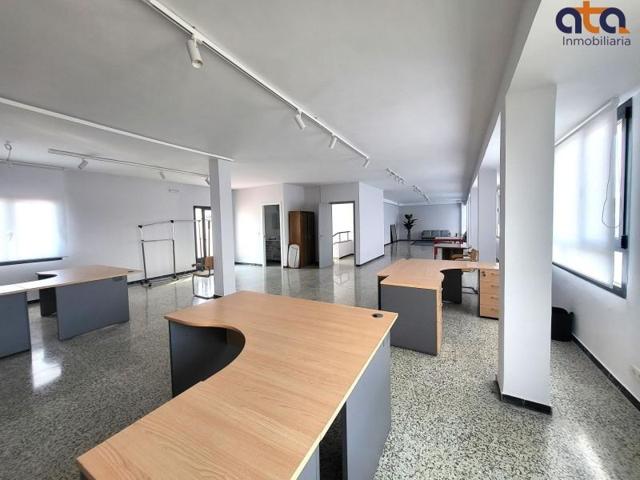 Oficina en alquiler en Valladolid, Poligono Argales photo 0