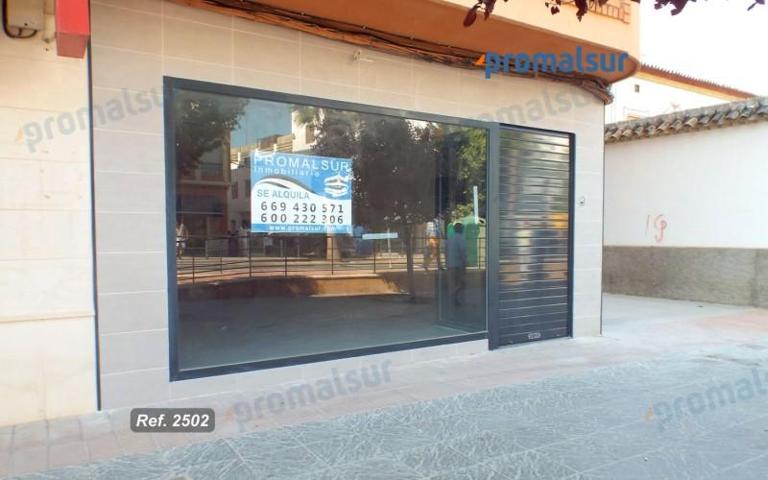 Local comercial en alquiler en Puente Genil, Avd. Estacion photo 0