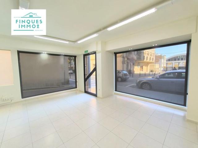 Local comercial en alquiler en Sant Carles de la Ràpita, Centro photo 0