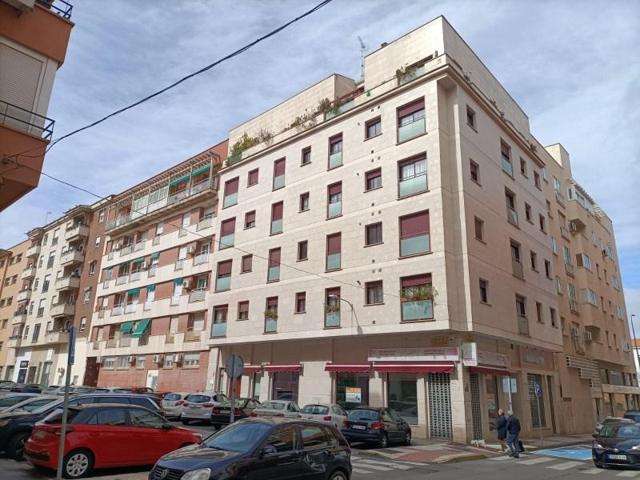 Apartamento en alquiler en Badajoz photo 0