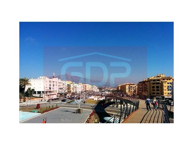 Local comercial en alquiler en Marbella photo 0