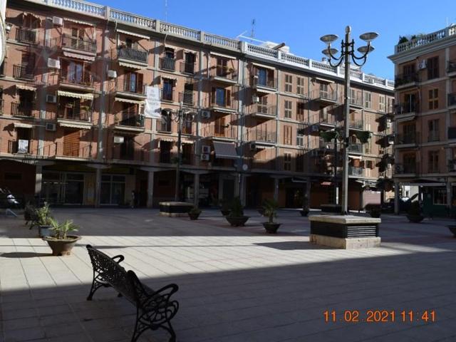 Local comercial en alquiler en Alboraya, Plaza del carmen photo 0