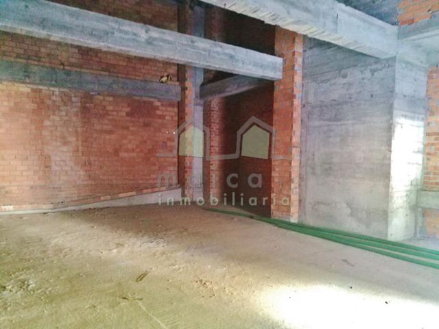 Local comercial en alquiler en Vigo, Castelao photo 0