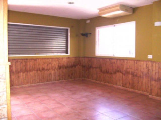 Local comercial en alquiler en Bétera, Centro photo 0
