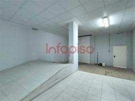 Local comercial en alquiler en Valdepeñas, 1ro De Julio photo 0