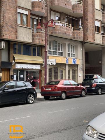 Local comercial en alquiler en Laredo, Emperador photo 0