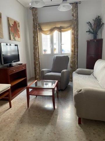 Piso en alquiler en Córdoba, Ciudad Jardin - Avda. Aeropuerto photo 0