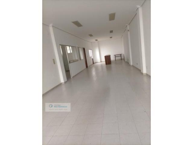 Local comercial en alquiler en Villanueva de la Serena photo 0
