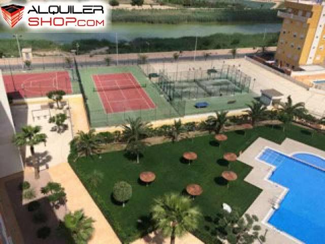 Apartamento en alquiler en Guardamar del Segura, Avenida del puerto photo 0