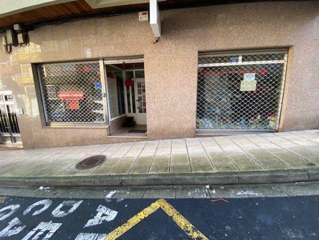 Local comercial en alquiler en Lugo, Muralla photo 0
