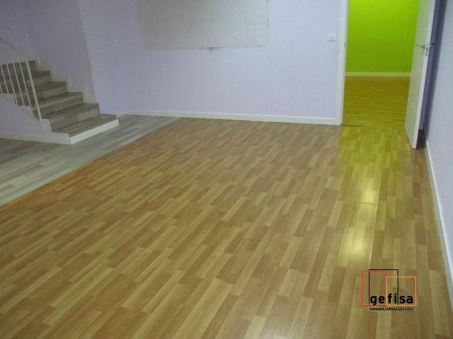 Local comercial en alquiler en Valdepeñas, Centro photo 0