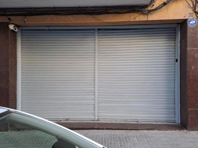 Local comercial en alquiler en Sant Boi de Llobregat, Centre photo 0