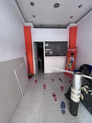 Local comercial en alquiler en Madrid, Carabanchel - Opanel photo 0