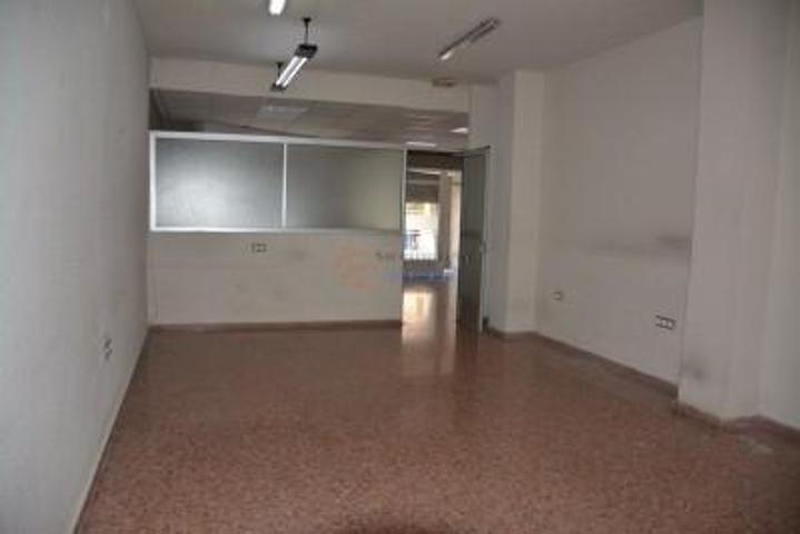 Local comercial en alquiler en Elda, Elda photo 0