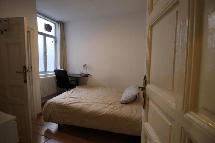 Piso en alquiler en Madrid, Centro - Sol photo 0