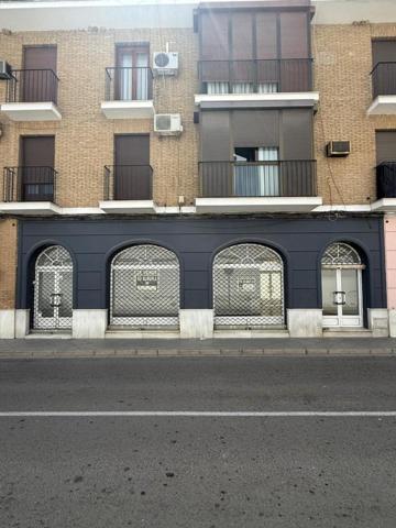 Local comercial en alquiler en Dos Hermanas, Dos Hermanas photo 0