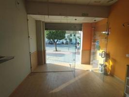Local comercial en alquiler en Mairena del Alcor, Mairena Del Alcor photo 0
