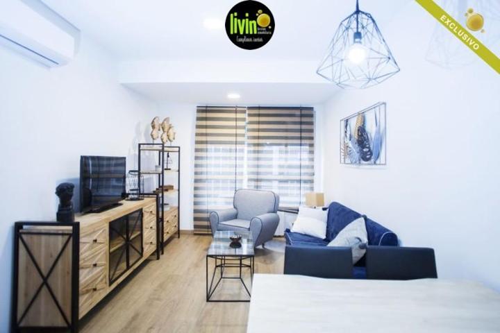 Apartamento en alquiler en Jaén, Centro photo 0