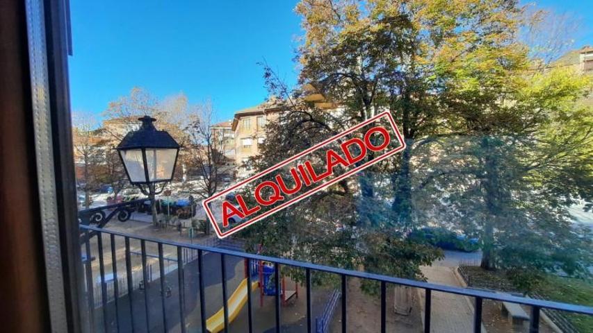 Piso en alquiler en Segovia, Centro photo 0