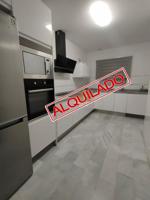 Piso en alquiler en Alcalá de Guadaira, Zona Centro photo 0
