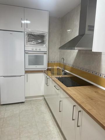 Piso en alquiler en Dos Hermanas, Avda. Espana photo 0