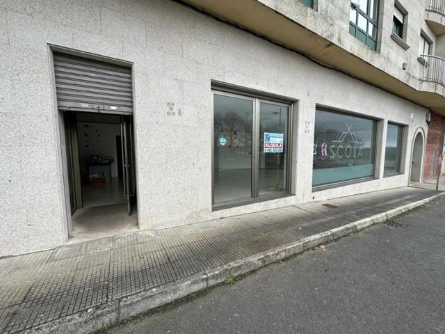 Local comercial en alquiler en Boqueixón, Lestedo photo 0