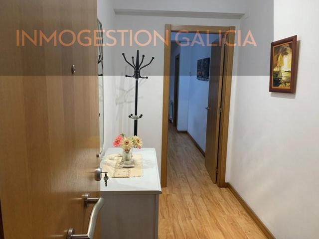 Piso en alquiler en Oleiros photo 0