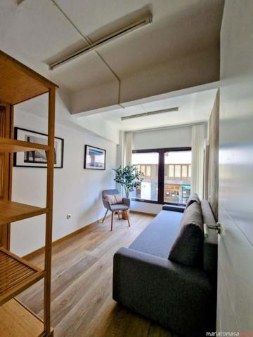 Oficina en alquiler en Bilbao, Bilbao photo 0