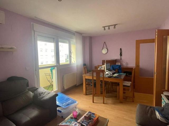 Piso en alquiler en Cáceres, Junquillo photo 0